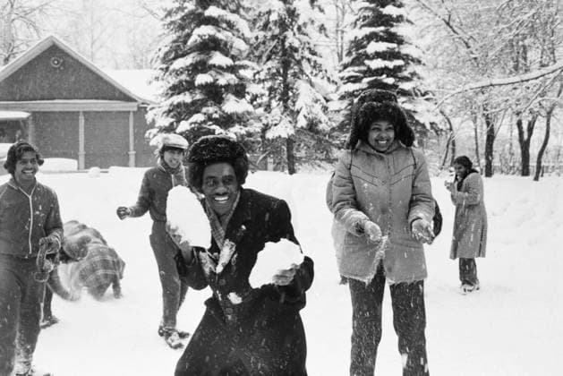 Moscow Region, USSR. MSU (Moscow State University) Preparatory Faculty student Abeba Gymodhin from Ephiopia play snow balls at leisure with her fellow students in Abramtchevo student camp during winter holidays. Alexander Chumichev, Alexander Shogin TASS  18298933