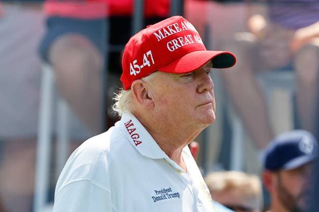 BEDMINSTER, NJ - AUGUST 11: Former President Donald Trump at the 1st tee during LIV Golf Bedminster- round 1 on August 11, 2023 at Trump National Golf Club in Bedminster, New Jersey. (Photo by Rich Graessle Icon Sportswire) GOLF: AUG 11 LIV Golf Bedminster 484729