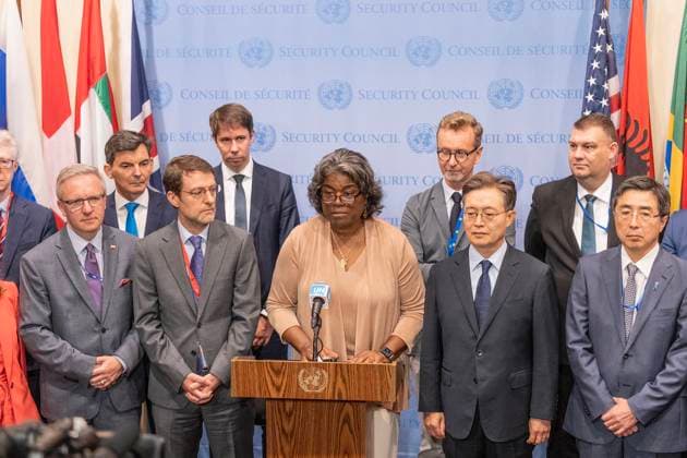 News Themen der Woche KW33 News Bilder des Tages Ambassador Linda Thomas-Greenfield delivers joint statement on the human rights situation Ambassador Linda Thomas-Greenfield delivers joint statement on the human rights situation in the Democratic People’s Republic of Korea after Security Council meeting at UN Headquarters in New York. Statement was delivered on behalf of the United States, Albania, Andorra, Australia, Austria, Belgium, Bosnia and Herzegovina, Bulgaria, Canada, Costa Rica, Croatia, Cyprus, Czechia, Denmark, Ecuador, Estonia, Finland, France, Germany, Greece, Hungary, Iceland, Ireland, Israel, Italy, Japan, Latvia, Liechtenstein, Lithuania, Luxembourg, Malta, Marshall Islands, Micronesia, Moldova, Monaco, Montenegro, Netherlands, North Macedonia, Norway, Poland, Portugal, R Copyright: LevxRadin