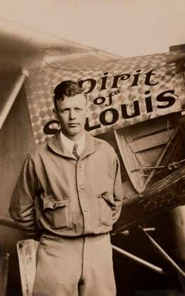 December 13, 2018, USA: Charles Lindbergh with his airplane Spirit of St. Louis, Underwood & Underwood, 1927 USA - ZUMAg145 20181213_zap_g145_004 Copyright: xJTxVintagex