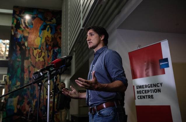 August 18, 2023, EDMONTON, AB, CANADA: Prime Minister Justin Trudeau speaks on the wildfires in B.C. and the Northwest Territories after visiting evacuees in Edmonton, Friday, Aug. 18, 2023. EDMONTON CANADA  - ZUMAc35_ 20230818_zaf_c35_072 Copyright: xJasonxFransonx