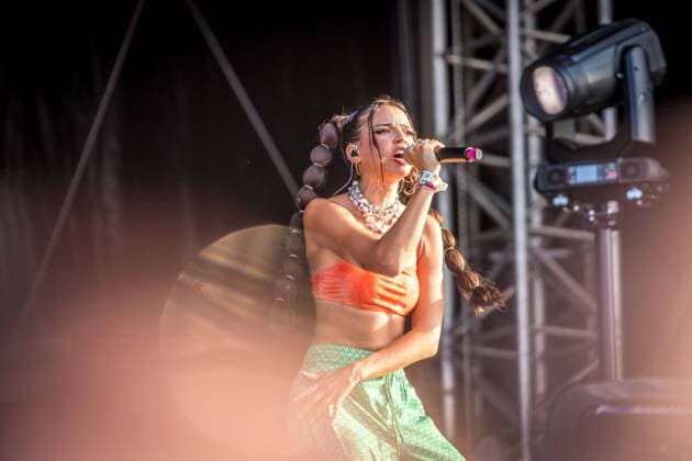Die deutsche Rapperin Nina Chuba (Nina Katrin Kaiser) auf der Blue Stage des Highfield 2023 Highfield Tag 3 - Nina Chuba *** German rapper Nina Chuba Nina Katrin Kaiser on the Blue Stage of Highfield 2023 Highfield Day 3 Nina Chuba