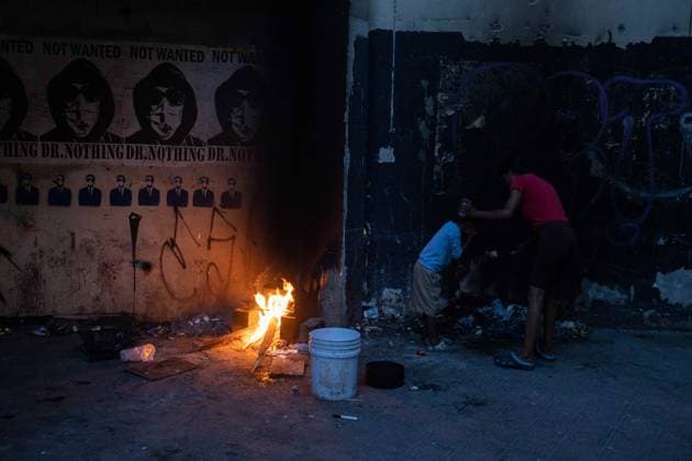 April 12, 2023, Auburn Hills, Michigan, USA: At the heart of Ciudad JuoÂ¡rez, on the border with El Paso, Texas, hundreds of migrants have found shelter in an abandoned building. Faced with the inability to camp outside due to police restrictions, these migrants have improvised a camp within the structure. This situation underscores the challenging conditions they live in, seeking security and hope in a demanding environment Auburn Hills USA - ZUMAp241 20230412_zip_p241_007 Copyright: xDavidxPeinadox