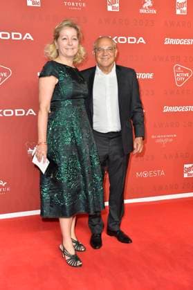 Nicola Yvonne Jorde und Felix Magath bei der Ankunft zu der Verleihung des SPORT BILD-Awards in der Fischauktionshalle in Hamburg. 21.08.2023