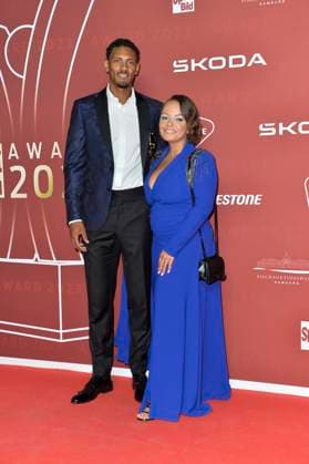 Sebastien Haller und Priscilla Haller bei der Ankunft zu der Verleihung des SPORT BILD-Awards in der Fischauktionshalle in Hamburg. 21.08.2023