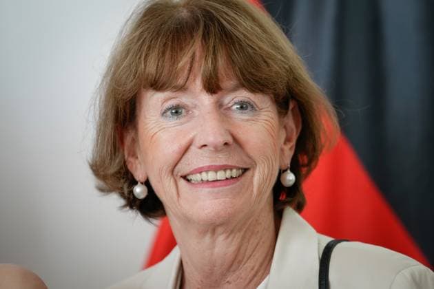 Verleihung des Verdienstorden des Landes Nordrhein-Westfalen Henriette Reker Oberbuergermeisterin von Koeln im Portrait bei der Verleihung des Verdienstorden des Landes Nordrhein-Westfalen in der Staatskanzlei in Duesseldorf, Düsseldorf, 22.08.2023 Duesseldorf Nordrhein-Westfalen Deutschland