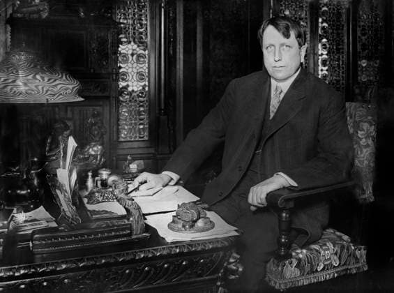 William Randolph Hearst, seated portrait at desk, Bain News Service, between 1915 and 1920  Copyright: xCircaxImagesx ghi-circa11731