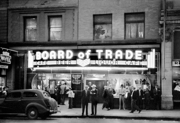 Bar and street scene, Butte, Montana, USA, Arthur Rothstein, U.S. Farm Security Administration, August, 1939  Copyright: xCircaxImagesx ghi-circa11966
