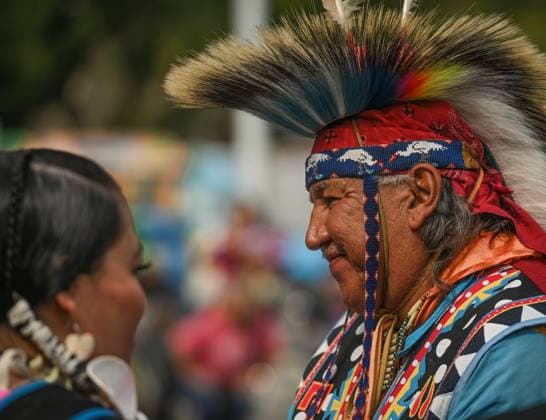 2Spirit Powwow Opens Edmonton Pride 2023 EDMONTON, CANADA - AUGUST 24, 2023: Members of the First Nation performing a dance during the Beaver Hills 2Spirit Powwow in Edmonton s Churchill Square on the opening day of the Edmonton Pride Festival, on August 24, 2023, in Edmonton, Alberta, Canada. Edmonton Canada  Copyright: xArturxWidakx originalFilename: widak-2spiritp230824_npUqB.jpg