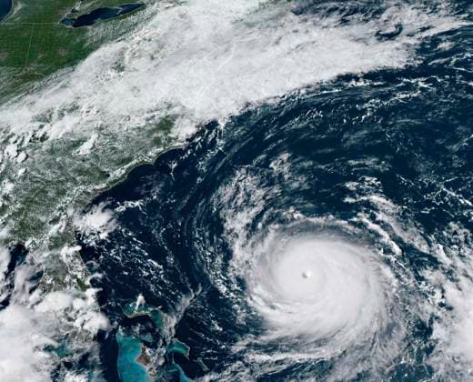 Atlantik, Satellitenbild von Tropensturm Idalia über dem Golf von Mexiko und dem Karibischen Meer August 28, 2023, Miami, FL, United States: NOAA GEOS-East satellite image showing Hurricane Franklin, bottom right, as it moves across the Atlantic Ocean as a Category 4 monster toward Bermuda, August 28, 2023. Miami United States - ZUMAp138 20230828_zaa_p138_008 Copyright: xNesdis Star Noaax