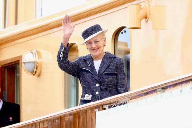 Bilder des Jahres 2023, Entertainment 08 August Entertainment Themen der Woche KW35 Entertainment Bilder des Tages 29-08-2023 Denmark Queen Margrethe arrives in Vordingborg during the 1st day of her annual summer cruise on the Royal yacht Dannebrog. Â  Copyright: xPPEx