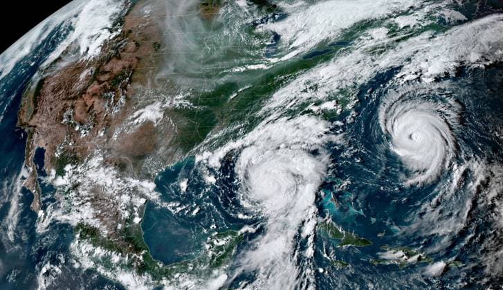 News Bilder des Tages August 29, 2023, Miami, FL, United States: NOAA GEOS-East satellite image showing Hurricane Idalia, center, as it moves up the Gulf of Mexico and Hurricane Franklin, right, as it moves up the Eastern Seaboard of the Atlantic Ocean, August 29, 2023. The twin storms in the Atlantic Basin are a rare occurrence. Miami United States - ZUMAp138 20230829_zaa_p138_002 Copyright: xNesdis Star Noaax