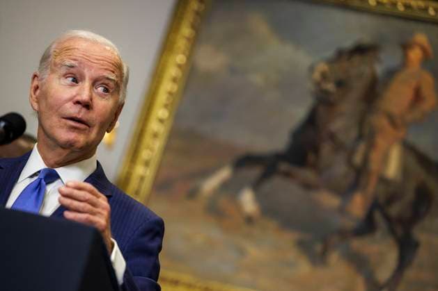 News Themen der Woche KW35 News Bilder des Tages USA, Joe Biden Rede in Washington zu Waldbränden auf Maui und Hurrikan Idalia DC: President Biden Speaks on the Federal Response to the Maui Wildfires and Hurricane Idalia President Joe Biden delivers remarks in the Roosevelt Room at the White House on August 29, 2023 in Washington, D.C. President Biden is addressing the federal governments response to the recent wildfires in Maui, Hawaii, and Hurricane Idalia after making landfall in Florida.(Photo by Samuel Corum Pool ABACAPRESS.COM) Washington The White House DC United States  Copyright: xPool ABACAx 865714_007 Pool ABACAx 865714_007