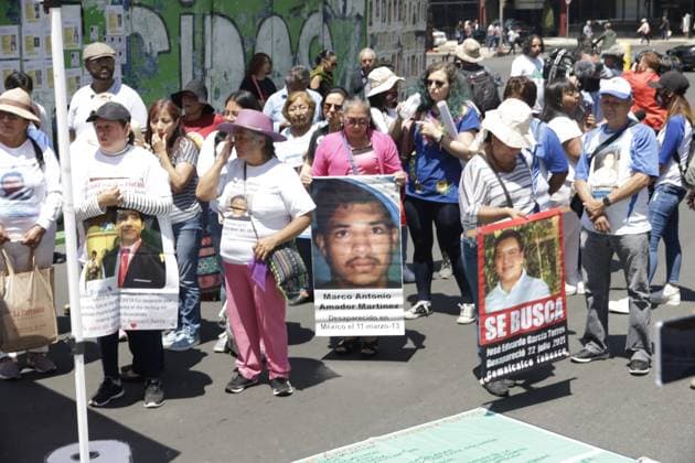 Mexiko, Internationaler Tag der Verschwundenen in Mexiko-Stadt International day of the victims of forced disappearance in Mexico August 30, 2023, Mexico City, Mexico: Relatives and activists commemorate the International Day of the Victims of Enforced Disappearance; They demand justice and investigations of their cases to locate their relatives. Protests at the Glorieta of the Disappeared in Mexico City. on August 30, 2023 in Mexico City, Mexico (Photo by Luis Barron Eyepix Group). Copyright: xLuisxBarronx xEyepixxGroupx LB_20230830_DESAPARECIDOS1