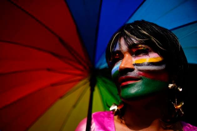 Bilder des Jahres 2023, News 08 August News Themen der Woche KW35 News Bilder des Tages August 31, 2023, Kathmandu, Nepal: A participant from the LGBTIQIA+ community holds an umbrella while taking part in the pride parade celebrations in Kathmandu, Nepal. Nepal s vibrant LGBTQIA+ community and supporters join hands and hearts each year for a spectacular celebration of love, acceptance, and inclusivity during the annual Pride Parade coinciding with the Gai Jatra festival where people commemorate the festival to wish peace for their deceased family members from the previous years. Kathmandu Nepal - ZUMAg200 20230831_zap_g200_003 Copyright: xSkandaxGautamx