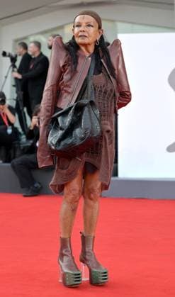 Bilder des Jahres 2023, Entertainment 08 August Entertainment Themen der Woche KW35 Entertainment Bilder des Tages August 31, 2023, VENICE, ITALY: Michelle Lamy arrives for the premiere of Ferrari during the 80th Venice Film Festival in Venice, Italy, 31 August 2023. The movie is presented in official competition Venezia 80 at the festival running from 30 August to 09 September 2023. ANSA ETTORE FERRARI. VENICE ITALY  - ZUMAa110 20230831_zaf_a110_081 Copyright: xEttorexFerrarix