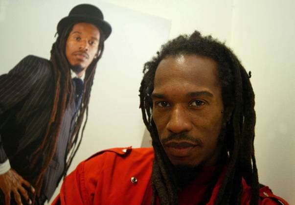 : PIC SHOWS:Poet Benjamin Zephaniah wit : PIC SHOWS:Poet Benjamin Zephaniah with a self portrait at the National Portrait Gallery, where Channel 4 are launching a new campaign Self Portrait UK 14-19 seeking teenagers to take self portraits of themselves to express and explore their true identities ., Credit:STEVE MAISEY Avalon  Copyright: xSTEVExMAISEYx xAvalonx 0502133889