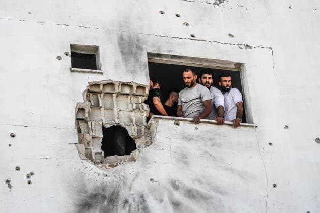 Bilder des Jahres 2023, News 09 September News Themen der Woche KW35 September 1, 2023, Nablus, West bank, Palestine: Palestinians inspect the effects of destruction near the house which was surrounded by Israeli forces during a raid to arrest Palestinians in the village of Aqaba, near the city of Tubas, in the northern West Bank. Clashes took place for hours between Palestinians and the Israeli forces besieging them during a military operation to arrest them. The operation failed and the wanted people fled. Unarmed 36-years-old Palestinian was killed and others were wounded. Nablus Palestine - ZUMAs197 20230901_aaa_s197_046 Copyright: xNasserxIshtayehx
