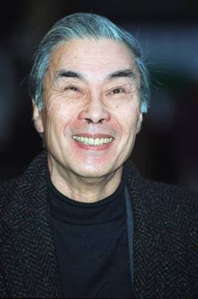 BURT KWOUK British Actor (Seen attending a memorial service for the film director Albert Cubby Broccoli) COMPULSORY CREDIT: UPPA Photoshot Photo UGL 012367 C-13a 17.11.1996 BURT KWOUK British Actor (Seen attending a memorial service for the film director Albert Cubby Broccoli) COMPULSORY CREDIT: Starstock Photoshot Photo UGL 012367 C-13a 17.11.1996, Credit:Photoshot Avalon United Kingdom  Copyright: xPhotoshotx xAvalonx 0502480897