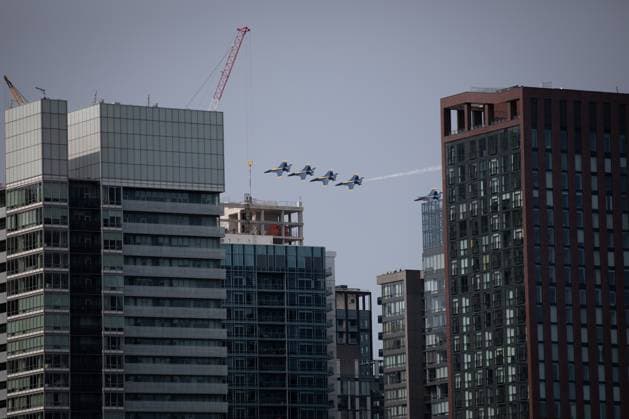 Canadian International Airshow Practices Fighter aircrafts take to the skies before the Canadian International Air Show in Toronto, Ontario, Canada on September 1, 2023. The show is an aeronautical display of military, government and civilian aircraft, primarily from Canada and the United States. Toronto Canada  Copyright: xArifxBalkanx originalFilename: balkan-notitle230901_npK8m.jpg