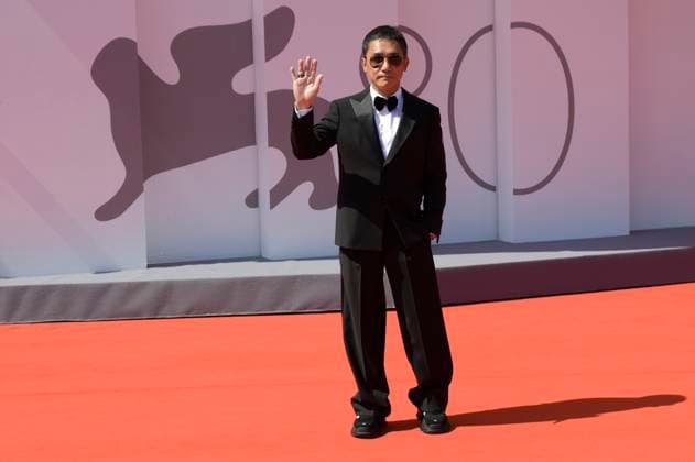 Tony Leung Chiu-wai bei der Premiere des Dokumentarfilms La parte del Leone: una storia della Mostra The Lion s Share: a History of the Mostra und die Verleihung des Goldenen Löwen für das Lebenswerk an Tony Leung Chiu-wai auf der Biennale di Venezia 2023 80. Internationale Filmfestspiele von Venedig im Palazzo del Cinema. Venedig, 02.09.2023