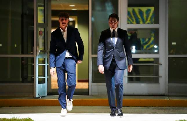 September 3, 2023, Ottawa, ON, CAN: Prime Minister Justin Trudeau and son Xavier Trudeau depart Ottawa on Sunday, Sept. 3, 2023. Prime Minister Justin Trudeau will travel to Indonesia, Singapore and India. Ottawa CAN  - ZUMAc35_ 20230903_zaf_c35_045 Copyright: xSeanxKilpatrickx