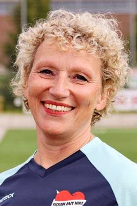 Julia Westlake beim Benefiz-Fußballspiel Kicken mit Herz 2023 zu Gunsten des Herzzentrums des UKE im Stadiun Hoheluft. Hamburg, 03.09.2023