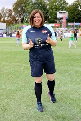Katharina Fegebank beim Benefiz-Fußballspiel Kicken mit Herz 2023 zu Gunsten des Herzzentrums des UKE im Stadiun Hoheluft. Hamburg, 03.09.2023