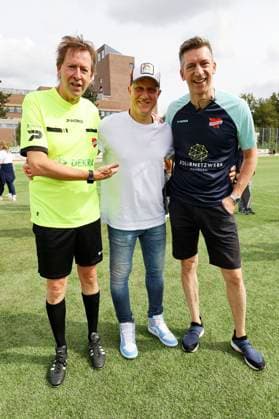 Lou Richter, Ivan Klasnic und Steffen Hallaschka beim Benefiz-Fußballspiel Kicken mit Herz 2023 zu Gunsten des Herzzentrums des UKE im Stadiun Hoheluft. Hamburg, 03.09.2023