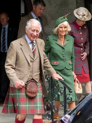 Bilder des Jahres 2023, Entertainment 09 September Entertainment Themen der Woche KW35 Entertainment Bilder des Tages . 03 09 2023. Balmoral, United Kingdom. King Charles III and Queen Camilla attend a church service at Crathie Church, Balmoral , Scotland, United Kingdom.  xPoolx xi-Imagesx IIM-24645-0010