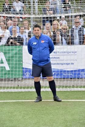 Tim Maelzer beim Benefiz Fussballspiel Kicken mit Herz zugunsten der Kinder Herzstation der Universitaetsklinik Eppendorf in Hamburg am 03.09.2023