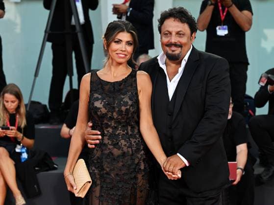 Venice, 80th Venice Film Festival 2023, Evening 6. Red Carpet Diva and Woman. In the photo Enrico Brignano and Flora Canto  Copyright: xManuelexMangiarottix xipa-agencyx xPoolxPhotoxEventsx02x IPA_IPA40065394