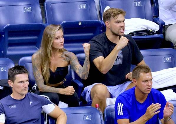 Entertainment Themen der Woche KW36 Entertainment Bilder des Tages Sophia Thomalla Attends US Open - NYC German actress and Alexander Zverev s girlfriend Sophia Thomalla attends the round of 16 between Zverev and Sinner at the US Open in New York City, NY, USAon September 4, 2023. Photo by Dylan Travis ABACAPRESS.COM New York City NY United States  Copyright: xDylanxTravis ABACAx 866342_005 DylanxTravis ABACAx 866342_005