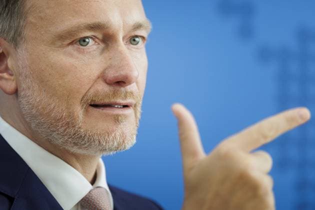 News Themen der Woche KW36 News Bilder des Tages Christian Lindner (FDP), Bundesminister der Finanzen, und Georgios Pappas, Vorsitzender des VAP, aufgenommen im Rahmen der Bundespressekonferenz in Berlin, 07.09.2023. Berlin Deutschland *** Christian Lindner FDP , Federal Minister of Finance, and Georgios Pappas, Chairman of VAP, recorded during the Federal Press Conference in Berlin, 07 09 2023 Berlin Germany. Copyright: xKiraxHofmannx