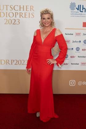 Eva HABERMANN, Schauspielerin, Roter Teppich, Red Carpet Show, Ankunft, arrival, Verleihung des Deutschen Radiopreises 2023 in Hamburg am 07.09.2022,