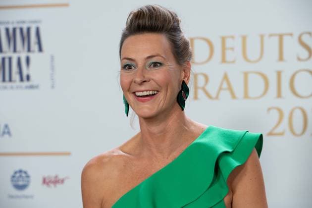 Anja RESCHKE, Moderatorin, Roter Teppich, Red Carpet Show, Ankunft, arrival, Verleihung des Deutschen Radiopreises 2023 in Hamburg am 07.09.2022,