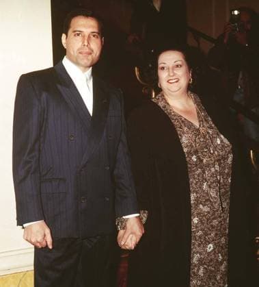 IMAGO ICONS: Freddie Mercury FREDDIE MERCURY British Pop Musician Lead Singer of the group Queen with MONTSERRAT CABALLE Spanish Opera Singer Together they have recorded a song called Barcelona COMPULSORY CREDIT: UPPA Photoshot Photo CGL 280001 10.10.1988 FREDDIE MERCURY British Pop Musician Lead Singer of the group Queen with MONTSERRAT CABALLE Spanish Opera Singer Together they have recorded a song called Barcelona COMPULSORY CREDIT: Starstock Photoshot Photo CGL 280001 10.10.1988, Credit:Photoshot Avalon United Kingdom  Copyright: xPhotoshotx xAvalonx 0506395694