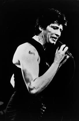 HERMAN BROOD Dutch Pop Singer COMPULSORY CREDIT: UPPA Photoshot Photo PCO 380116 10.07.1979 HERMAN BROOD Dutch Pop Singer COMPULSORY CREDIT: Starstock Photoshot Photo PCO 380116 10.07.1979, Credit:Photoshot Avalon United Kingdom  Copyright: xPhotoshotx xAvalonx 0506421345