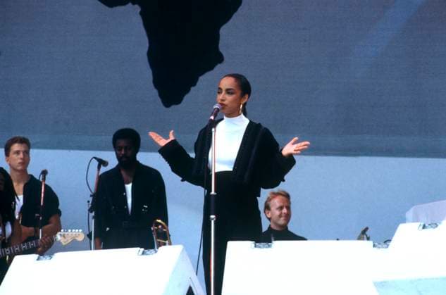 LIVE AID - Sade - British pop singer - performing at the charity concert Live Aid - 13th July, Wembley Stadium. Date: 13.07.1985., Credit:Photoshot Avalon United Kingdom, London  Copyright: xPhotoshotx xAvalonx 0506570470
