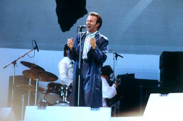 LIVE AID - Midge Ure- British pop singer - performing at the charity concert Live Aid - 13th July, Wembley Stadium. Date: 13.07.1985., Credit:Photoshot Avalon United Kingdom, London  Copyright: xPhotoshotx xAvalonx 0506570489