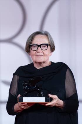 Venice Winners Red Carpet Agnieszka Holland pose with the Special Jury Prize Award for Green Border during the Winners Red Carpet as part of the 80th Venice Film Festival (Mostra) in Venice, Italy on September 09, 2023. Photo by Aurore Marechal ABACAPRESS.COM Venice Italy  Copyright: xMarechalxAurore ABACAx 867017_126 MarechalxAurore ABACAx 867017_126