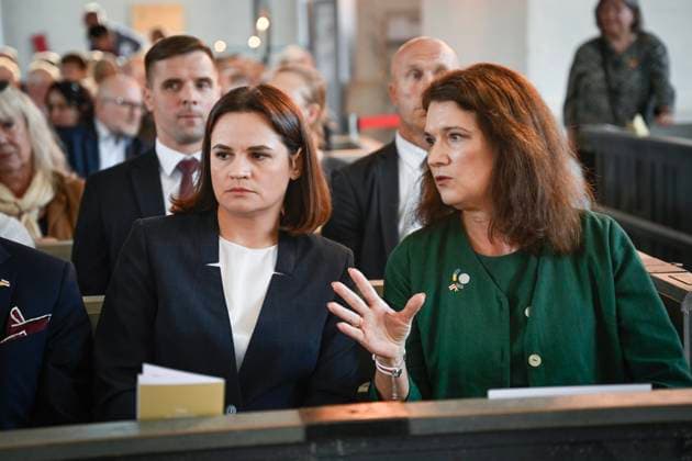 STOCKOHLM 20230911 Belarusian opposition leader and former presidential candidate Svetlana Tichanovskaya with former Foreign Minister Ann Linde before receiving the Anna Lindh Prize at a memorial ceremony in Katarina Church 20 years after Anna Lindhs passing Stockholm Sweden x10080x  Copyright: xFredrikxSandberg TTx ANNA LIND-PRISET 2023 TTABB0000000000212970