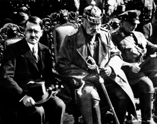 President Paul von Hindenburg and Chancellor Adolf Hitler, Germany, 1933  Copyright: xABxArchivex jtv001986