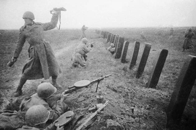 BATTLE 59078 05.04.1944 Soviet troops fight to liberate Odessa. Sputnik Ð?Ð ÐµÑÑÐºÐ°Ñ Ð¾Ð±Ð»Ð°ÑÑ?Ña Ukraine  Copyright: xx