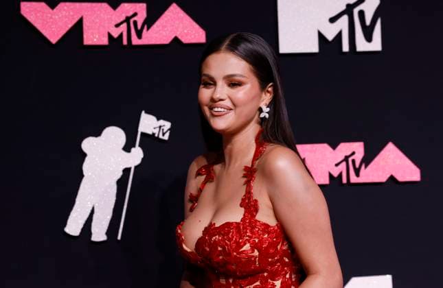 Selena Gomez arrives on the red carpet at the 2023 MTV Video Music Awards VMA s at the Prudential Center in Newark, New Jersey, on Tuesday, September 12, 2023.  NYP20230912174 JOHNxANGELILLO