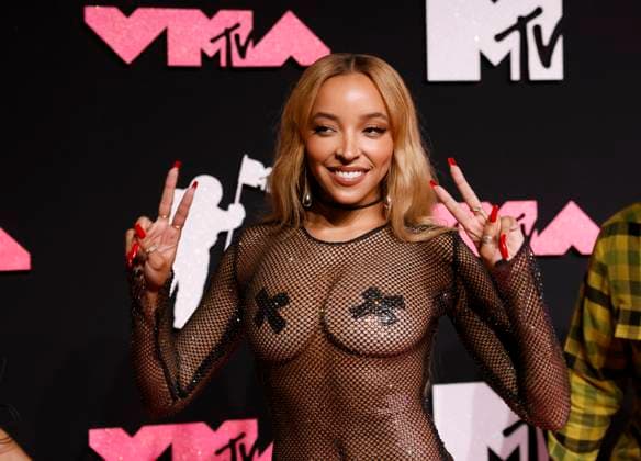 Tinashe arrives on the red carpet at the 2023 MTV Video Music Awards VMA s at the Prudential Center in Newark, New Jersey, on Tuesday, September 12, 2023.  NYP20230912185 JOHNxANGELILLO