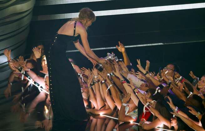 Taylor Swift celebrates her Video of the Year award for Anti-Hero during the 2023 MTV Video Music Awards VMA s at the Prudential Center in Newark, New Jersey, on Tuesday, September 12, 2023.  NYP20230912246 JOHNxANGELILLO
