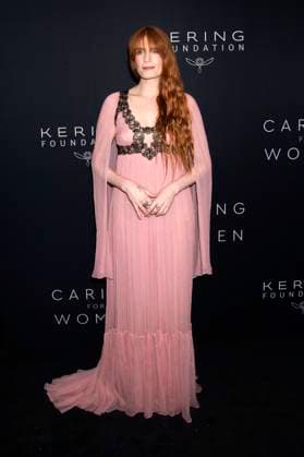 Florence Welch von Florence + the Machine beim 2. Kering Foundation s Caring for Women Dinner im The Pool, New York, 12.09.2023 *** Florence Welch of Florence the Machine at 2 Kering Foundation s Caring for Women Dinner at The Pool, New York, 12 09 2023. Foto:xB.xHinex xFuturexImagex kering_3924