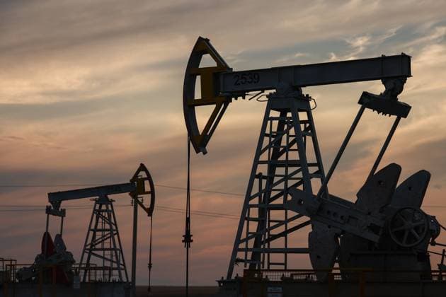 RUSSIA, REPUBLIC OF TATARSTAN - SEPTEMBER 14, 2023: Pump jacks operate in an oil field developed by Yamashneft, an oil and gas production board (NGDU) of the Tatneft oil and gas company near the village of Yamashinskoye. Yegor Aleyev TASS  62162045