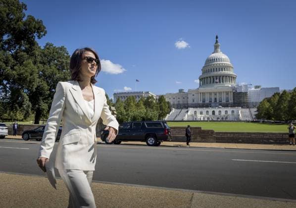 Bilder des Jahres 2023, News 09 September News Themen der Woche KW37 News Bilder des Tages Annalena Baerbock (Buendnis 90 Die Gruenen), Bundesaussenministerin. Hier auf dem Weg zu einem Pressestatement vor dem Kapitol. Washington United States *** Annalena Baerbock Buendnis 90 Die Gruenen , German Foreign Minister, USA Here on the way to a press statement in front of the Capitol Washington United States Copyright: xThomasxKoehlerx